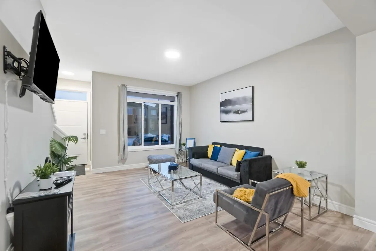 Casa de Férias Stylish Home Base For Short Or Long Stays Edmonton